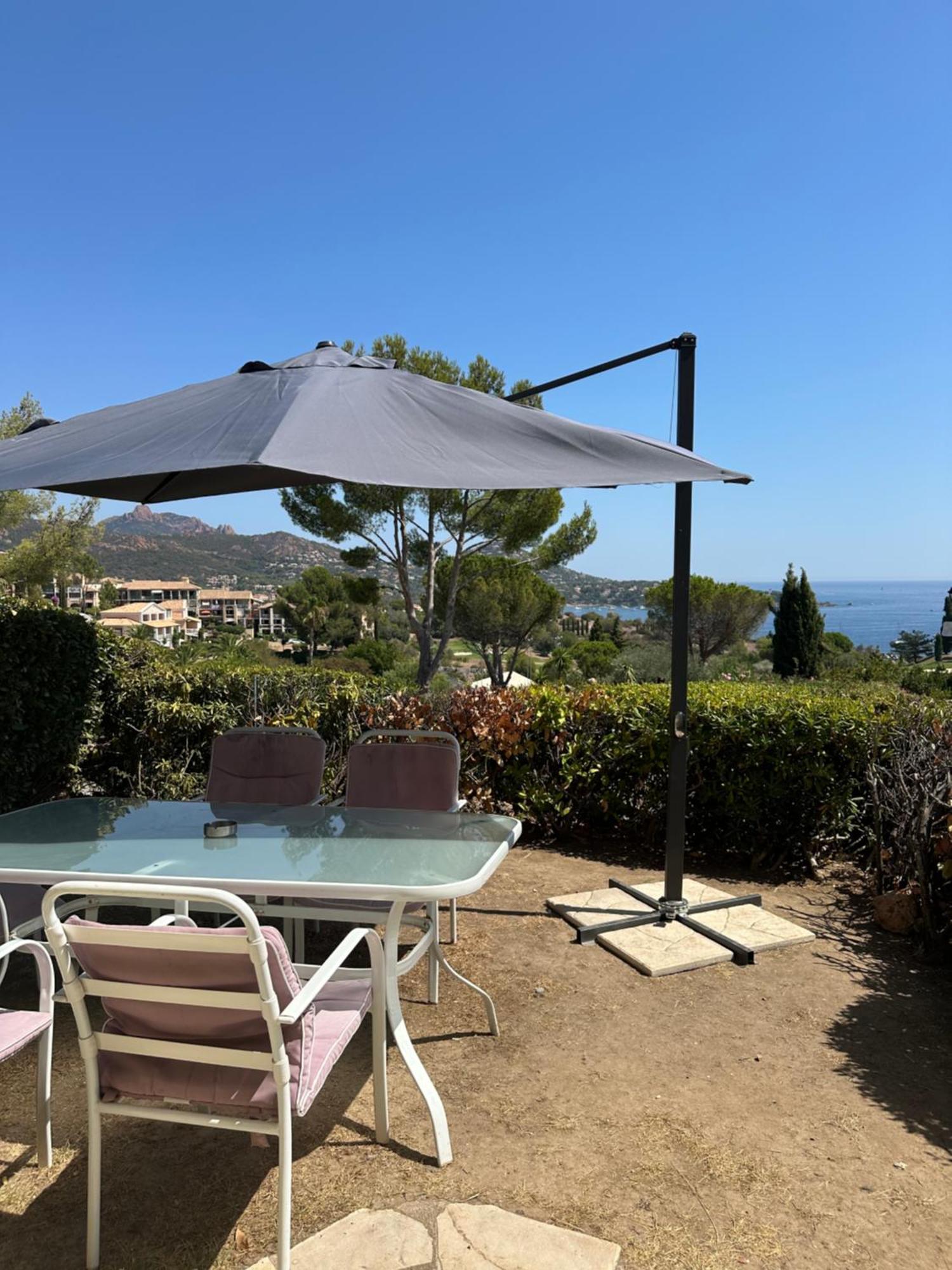 Cap Esterel Vue Mer Et Climatise Saint-Raphaël Dış mekan fotoğraf